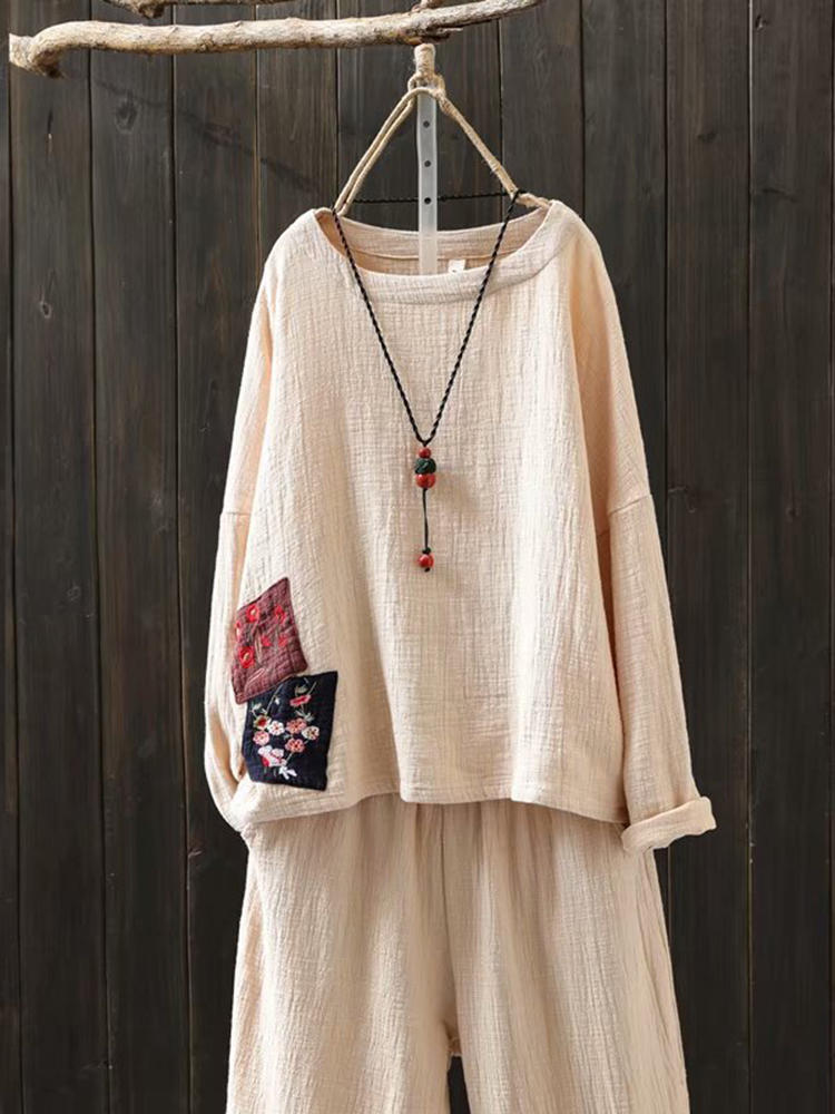 Women Vintage Embroidery Patchwork Crew Neck Cotton Blouse