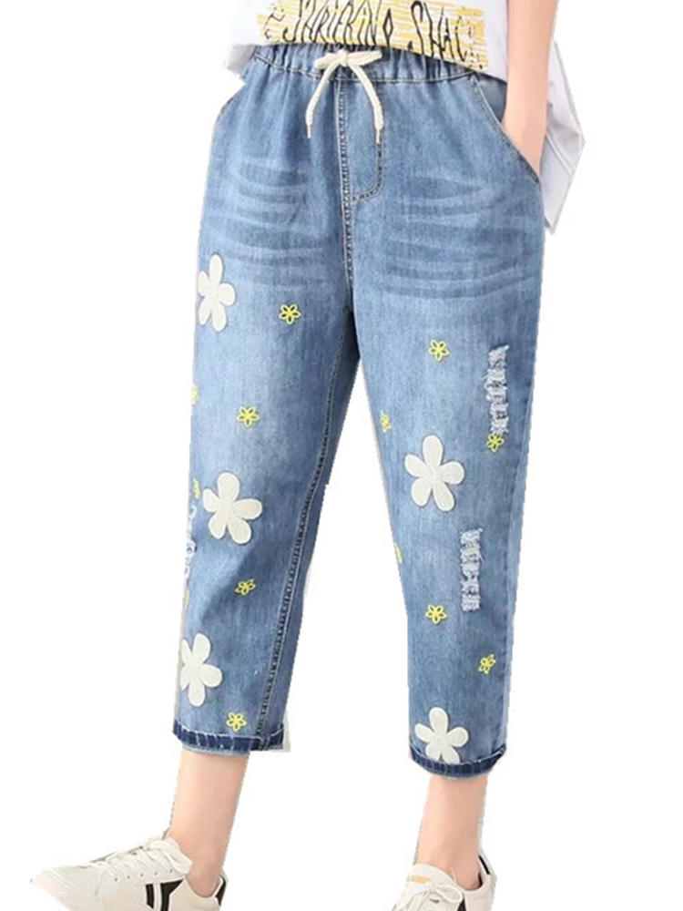 Casual Flower Embroidery Elastic Waist Blue Denim Jeans