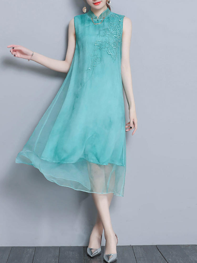 Chinese Style Embroidery Sleeveless Stand Collar Vintage Dress